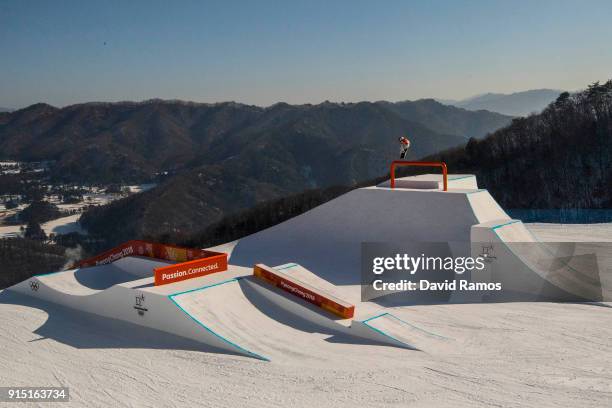 General view of action during a slope style training session ahead of the PyeongChang 2018 Winter Olympic Games at Bokwang Phoenix Snow Park on...