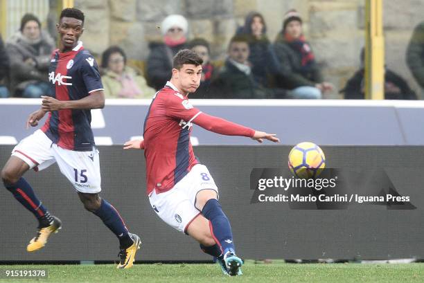 Riccardo Orsolini of Bologna FC in action during the serie A match between Bologna FC and ACF Fiorentina at Stadio Renato Dall'Ara on February 4,...