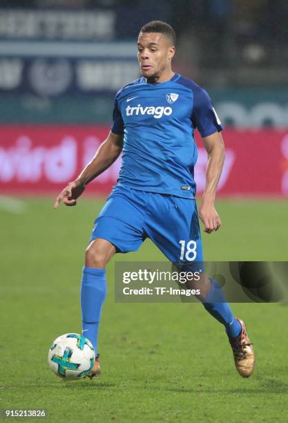 Jan Gyamerath of Bochum controls the ball during the second Bundesliga match between VfL Bochum 1848 and MSV Duisburg at Vonovia Ruhrstadion on...