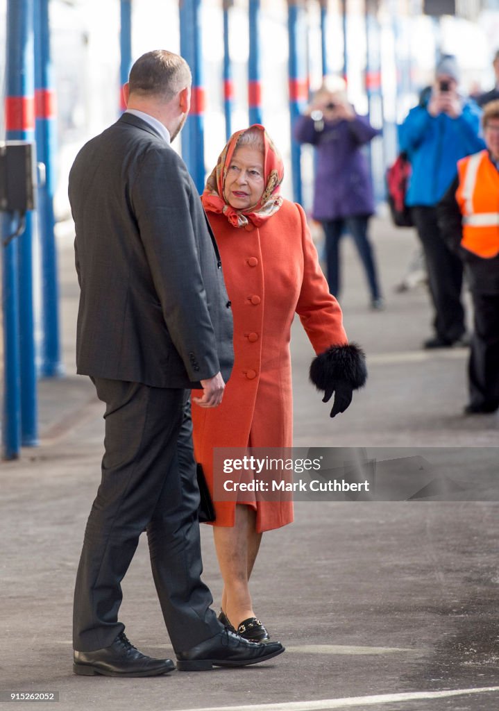 Queen Elizabeth II Leaves King's Lynn Station
