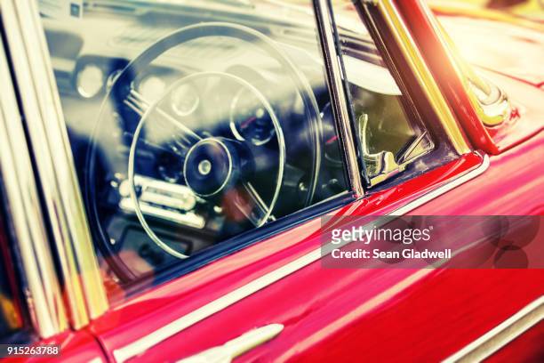 retro classic car - car show fotografías e imágenes de stock