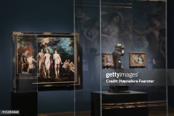 General view with Rubens " The judgment of Paris" at the 'Rubens - Kraft der Verwandlung' exhibition preview at Staedel Museum on February 7, 2018 in...