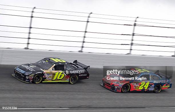 Gregg Biffle and Jeff Gordon during the NASCAR NEXTEL Cup Series, Dodge Avenger 500, May 13 Darlington Raceway, Darliington, South Carolina