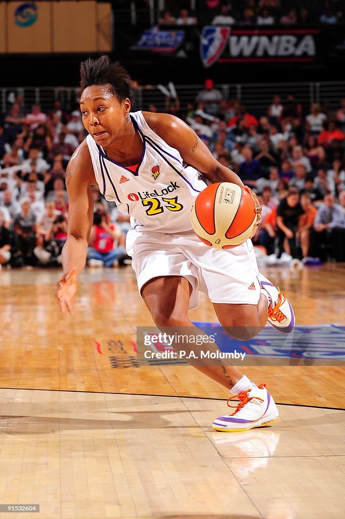 WNBA Finals Game 2: Indiana Fever v Phoenix Mercury