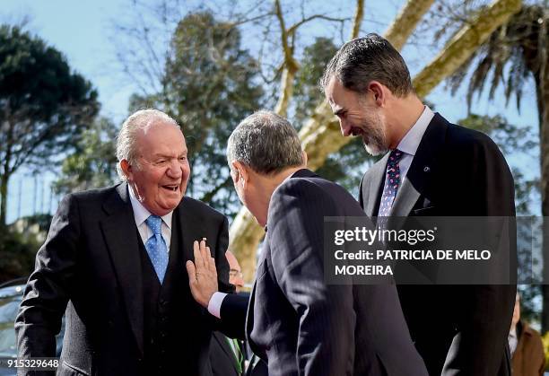 Portugal's President Marcelo Rebelo de Sousa welcomes Spain's King Felipe VI and his father former King Juan Carlos I during the XII Meeting COTEC...