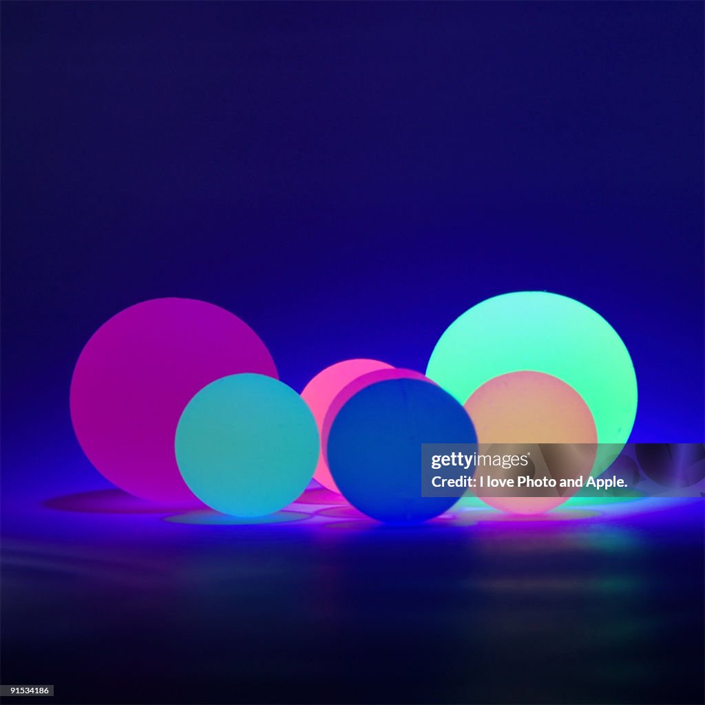 Fluorescent balls and Ultraviolet rays