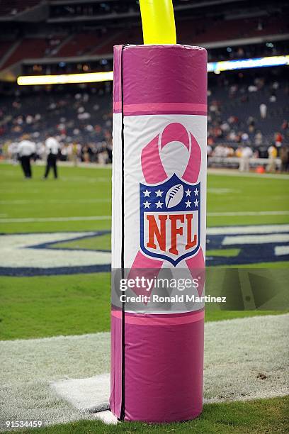 Afl Pink Ribbin 1,273 Afl Goal Posts Stock Photos, High-Res Pictures, and Images ...