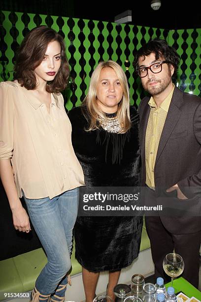 Kemp Muhl, Silvia Fendi and Sean Lennon attend Fendi 'O' party For Pixie Lott at the VIP ROOM Theater on October 6, 2009 in Paris, France.