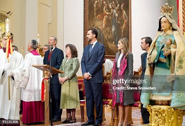 Prince Felipe and Princess Letizia of Spain observe religious ceremonies while visiting the Basilica of Saint Francis of Assisi on October 6, 2009 in...