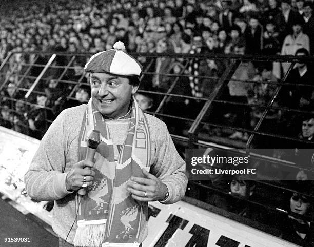 Singer Gerry Marsden, of Gerry and the Pacemakers, entertains the fans at Anfield before the start of a Barclays League Division One match in the...