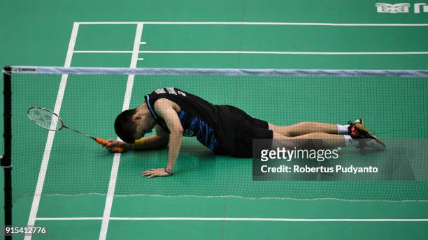 Kantaphon Wangcharoen of Thailand competes against Hsu Jen Hao of Chinese Taipei during the E-Plus Badminton Asia Team Championships 2018 at Sultan...