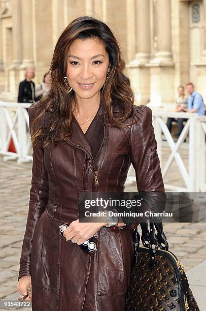 Michelle Yeoh arrives for the Louis Vuitton Pret a Porter show as part of the Paris Womenswear Fashion Week Spring/Summer 2010 at Cour Carree du...