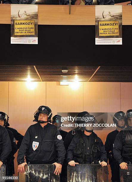 Anti Riot Fair Cournon Photos and Premium High Res Pictures - Getty Images