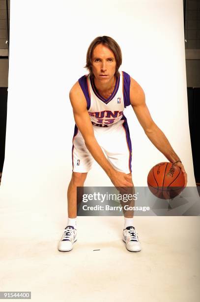 Steve Nash of the Phoenix Suns poses for a portrait during 2009 NBA Media Day on September 28, 2009 at US Airways Center in Phoenix, Arizona. NOTE TO...