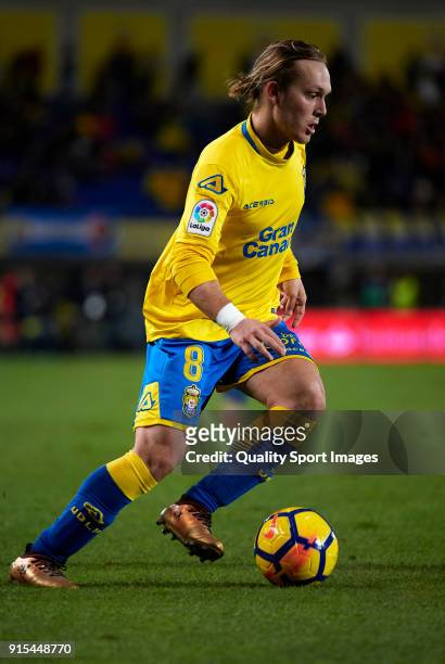 Alen Halilovic of Las Palmas in action during the La Liga match between Las Palmas and Malaga at Estadio Gran Canaria on February 5, 2018 in Las...