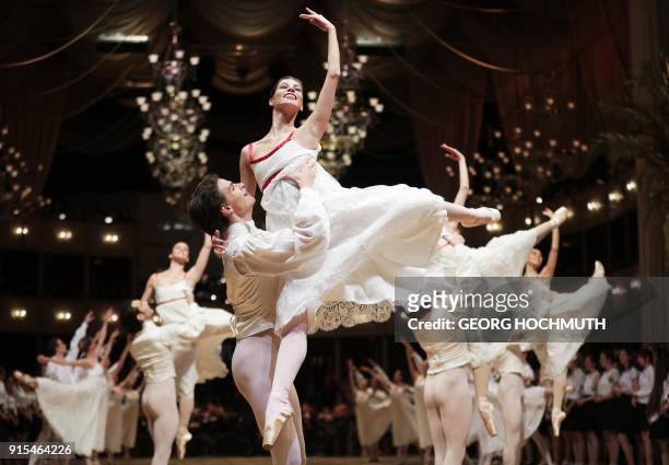 Dancers perform during a rehearsal on the eve of the Opera Ball 2018, the sumptuous highlight of the Austrian capital's ball season, on February 7,...