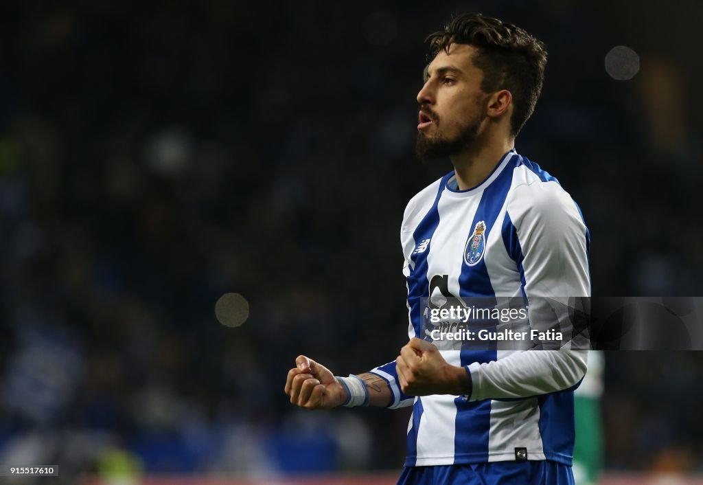 FC Porto v Sporting CP - Portuguese Cup Semi Final Leg One