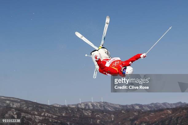 Mogul skier Daichi Hara of Japan trains ahead of the PyeongChang 2018 Winter Olympic Games at Phoenix Park on February 8, 2018 in Pyeongchang-gun,...