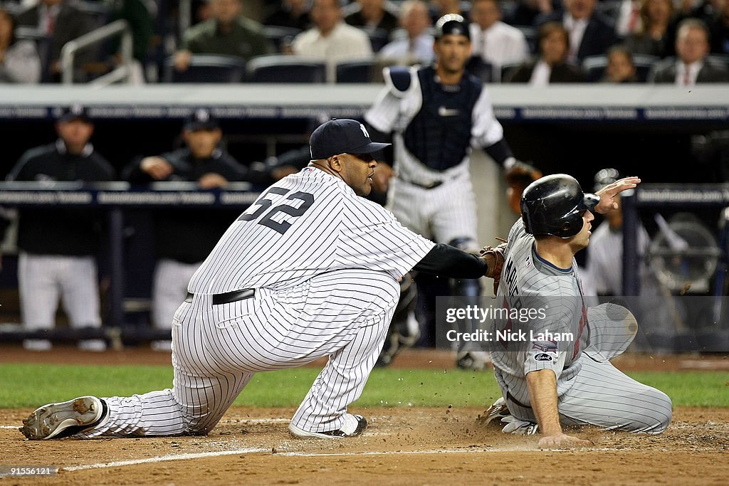 Minnesota Twins v New York Yankees, Game 1