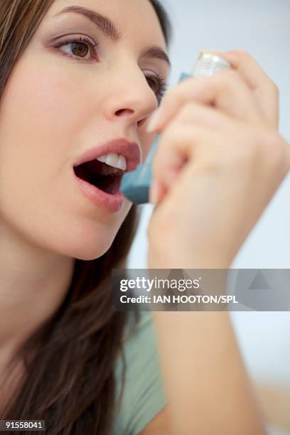 Selenium Inhaler 150 Inhaled Steroid Stock Photos, High-Res Pictures, and Images - Getty ...