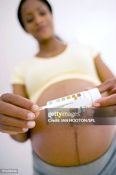 glucose test during pregnancy - glucose chart stock pictures, royalty-free photos & images