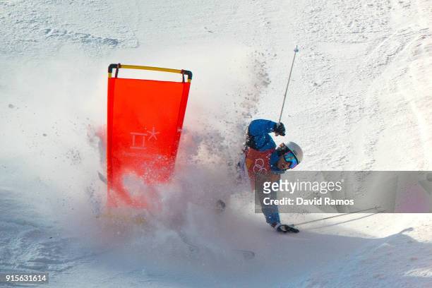 Moguls skier Myung Joon Seo of South Korea crashes during a training session ahead of the PyeongChang 2018 Winter Olympic Games at Bokwang Phoenix...