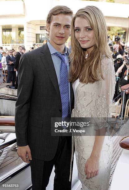 Hayden Christensen and Mischa Barton