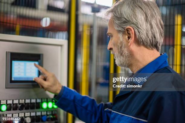 Factory Operational Control 23,609 Operational Control Stock Photos, High-Res Pictures, and Images ...