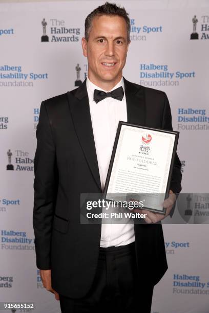 Rob Waddell holds the Halberg Hall of Fame Induction Award at the 55th Halberg Awards at Spark Arena on February 8, 2018 in Auckland, New Zealand.