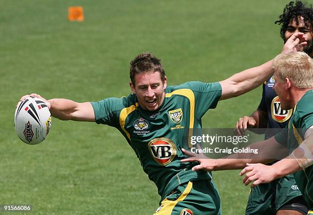 Kurt Gidley runs with the ball during an Australian Kangaroos training session at Concord Oval on October 8, 2009 in Sydney, Australia.