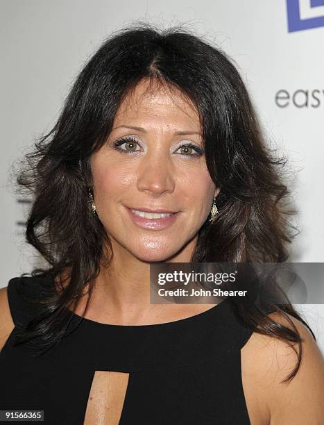 Actress Cheri Oteri arrives to the "Easy To Assemble" Premiere at the Egyptian Theatre on October 7, 2009 in Hollywood, California.