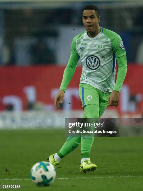 Daniel Didavi of VfL Wolfsburg during the German DFB Pokal match between Schalke 04 v VFL Wolfsburg at the Veltins Arena on February 7, 2018 in...