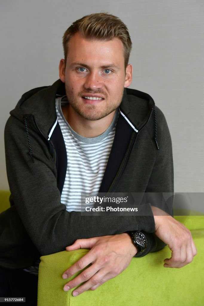 Simon Mignolet private