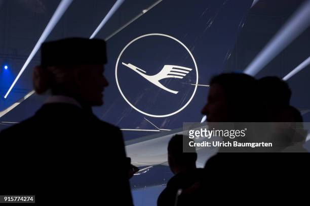 Lufthansa Group event to present the new blue livery on an Lufthansa Jumbo 747-8 at Frankfurt Airport. Tailfin of the machine with Lufthansa logo in...
