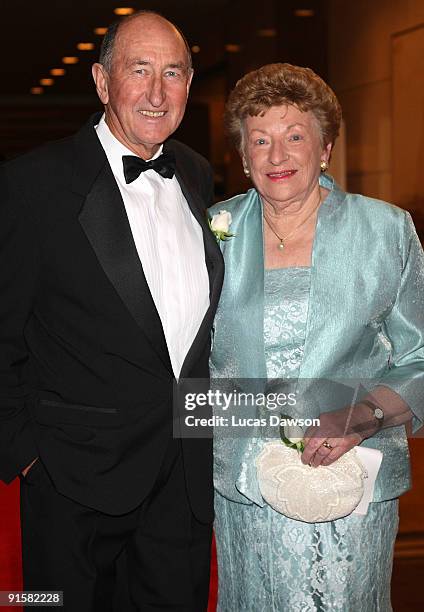 John Landy and Lynne Landy arrive for the Sport Australia Hall Of Fame Awards Dinner at Crown Casino on October 8, 2009 in Melbourne, Australia.