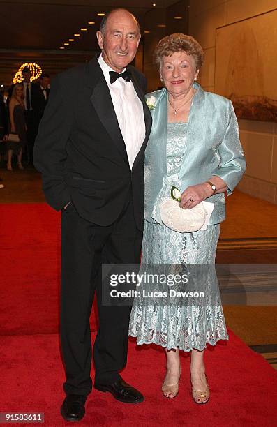 John Landy and Lynne Landy arrive for the Sport Australia Hall Of Fame Awards Dinner at Crown Casino on October 8, 2009 in Melbourne, Australia.