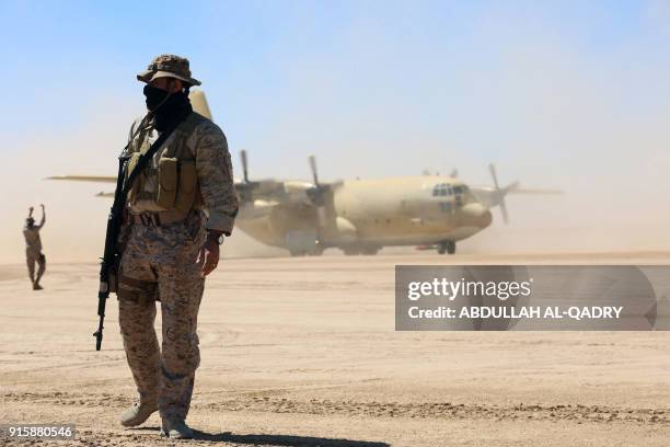 TOPSHOT-YEMEN-CONFLICT-SAUDI-AID, Nachrichtenfoto