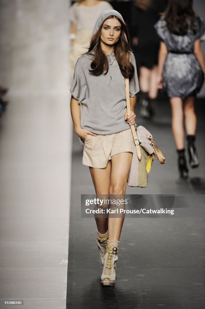 Sportmax - Milan Fashion Week Spring/Summer 2010
