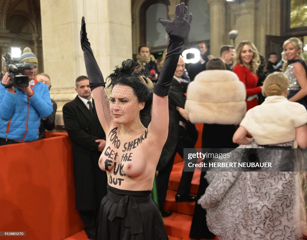 AUSTRIA-CULTURE-OPERA-DANCE-BALL