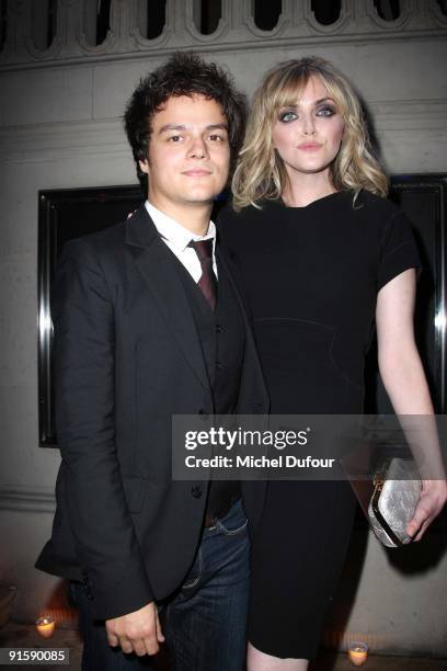 Jaimie Cullum and Sophie Dahl attend the Louis Vuitton Jewellery Party on October 7, 2009 in Paris, France.