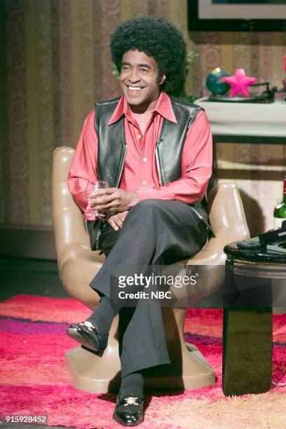 Episode 25 -- Pictured: Tim Meadows as Leon Phelps during "The Ladies' Man" skit on May 20, 2000 --