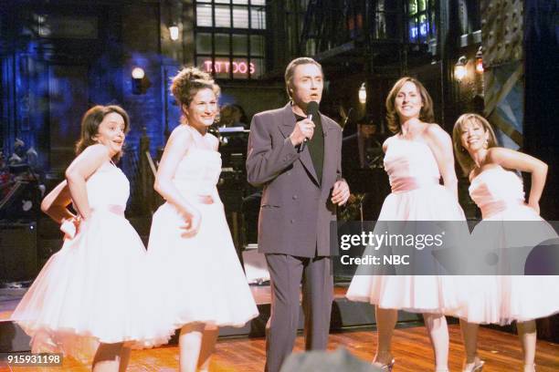 Episode 16 -- Pictured: Rachel Dratch, Ana Gasteyer, Christopher Walken, Molly Shannon, Cheri Oteri during the monologue on April 8, 2000 --