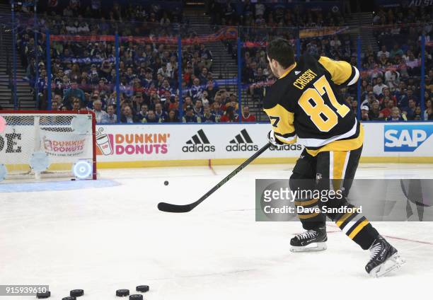 Sidney Crosby of the Pittsburgh Penguins competes in the Honda NHL Accuracy Shooting during 2018 GEICO NHL All-Star Skills Competition at Amalie...