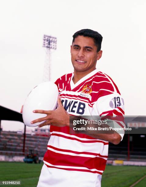 Frano Botica Rugby Frano Botica Photos and Premium High Res Pictures - Getty Images
