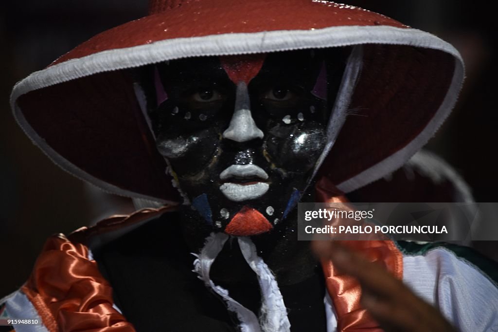 URUGUAY-CARNIVAL-LLAMADAS