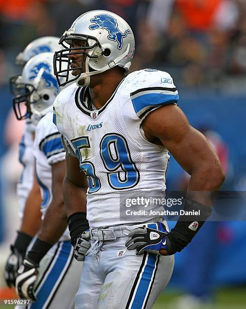 Julian Peterson of the Detroit Lions awaits the start of play during a game against the Chicago Bears on October 4, 2009 at Soldier Field in Chicago,...