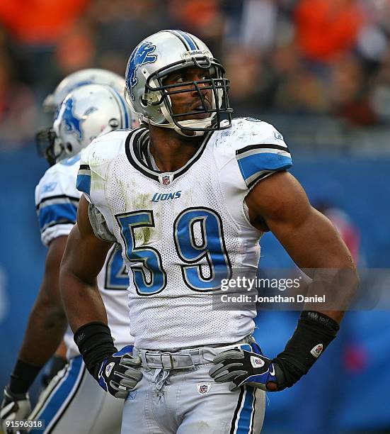 Julian Peterson of the Detroit Lions looks at the replay board during a game against the Chicago Bears on October 4, 2009 at Soldier Field in...