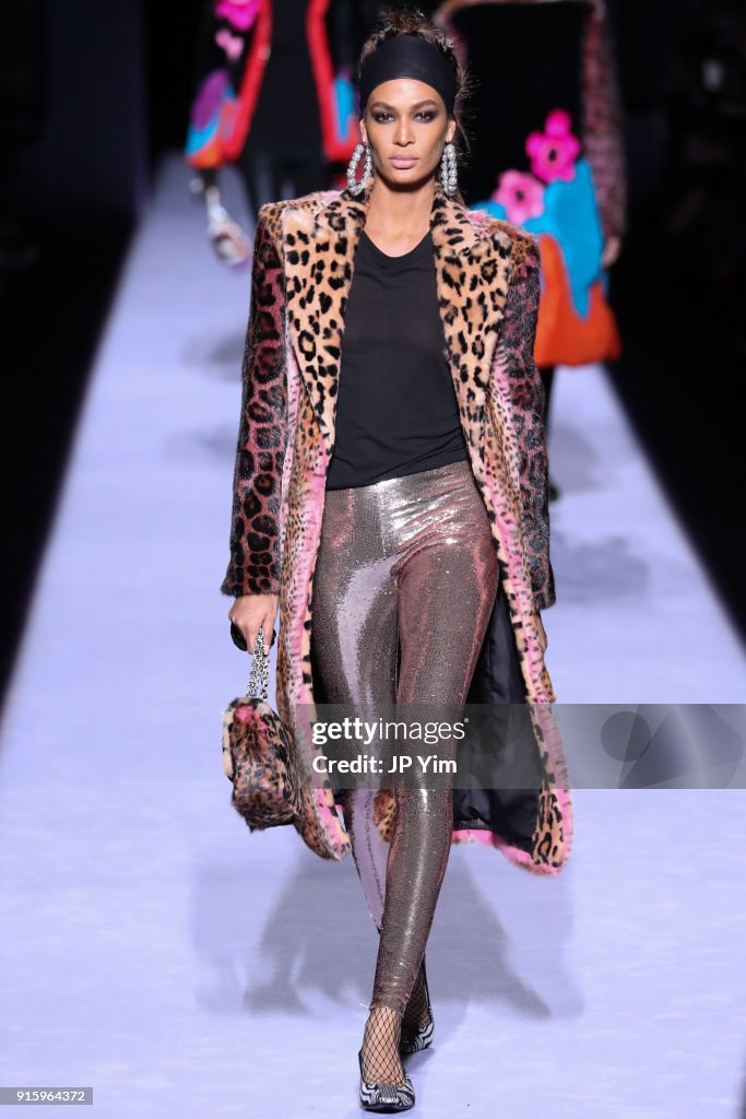 Tom Ford Women's - Runway - February 2018 - New York Fashion Week
