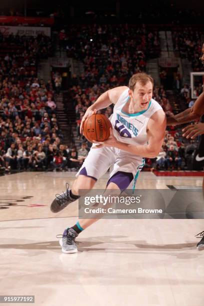 Cody Zeller of the Charlotte Hornets handles the ball against the Portland Trail Blazers on February 8, 2018 at the Moda Center in Portland, Oregon....