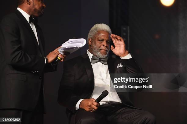 Earl Campbell speaks during the Houston Sports Awards on February 8, 2018 in Houston, Texas.